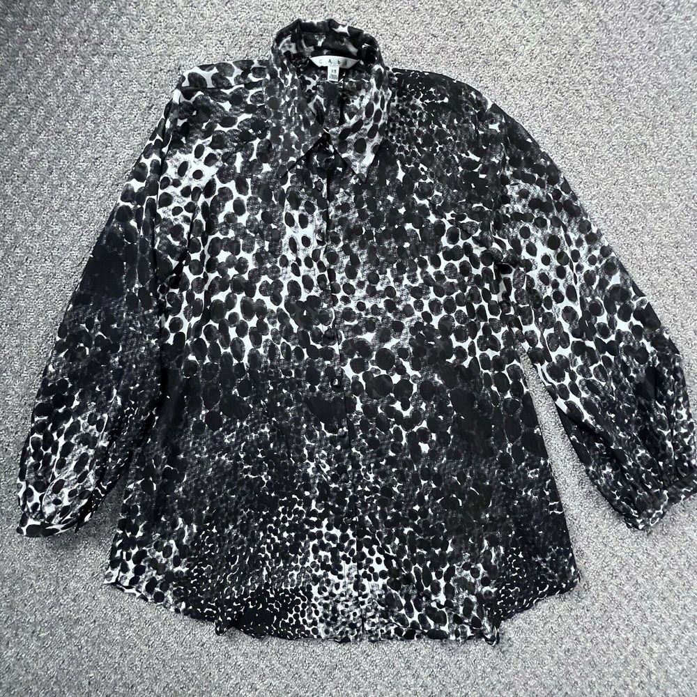 CAbi Oversized XS Sheer Button Front Top‎ Spotted Dot Print Collared Shirt